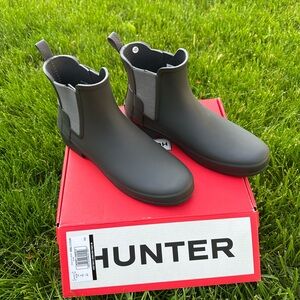 HUNTER Refined Chelsea Boot (Women), size 9
